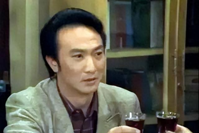 鄭乾龍，演技、影響力與公眾形象的探究
