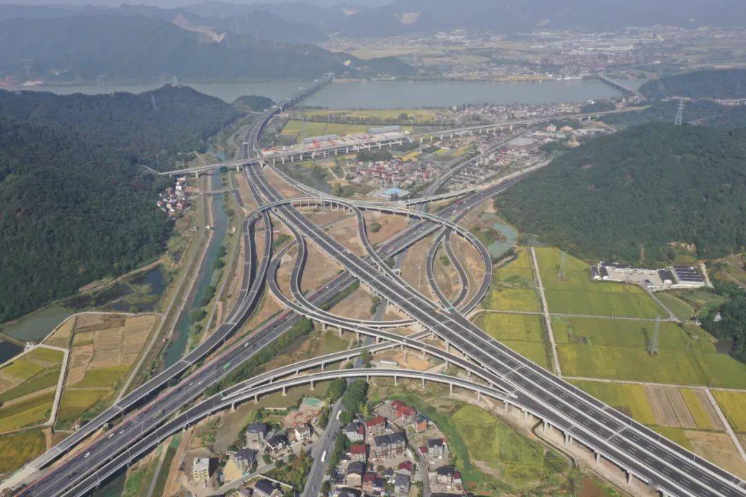 廣大復線啟程，自然美景的治愈之旅探索最新動態(tài)